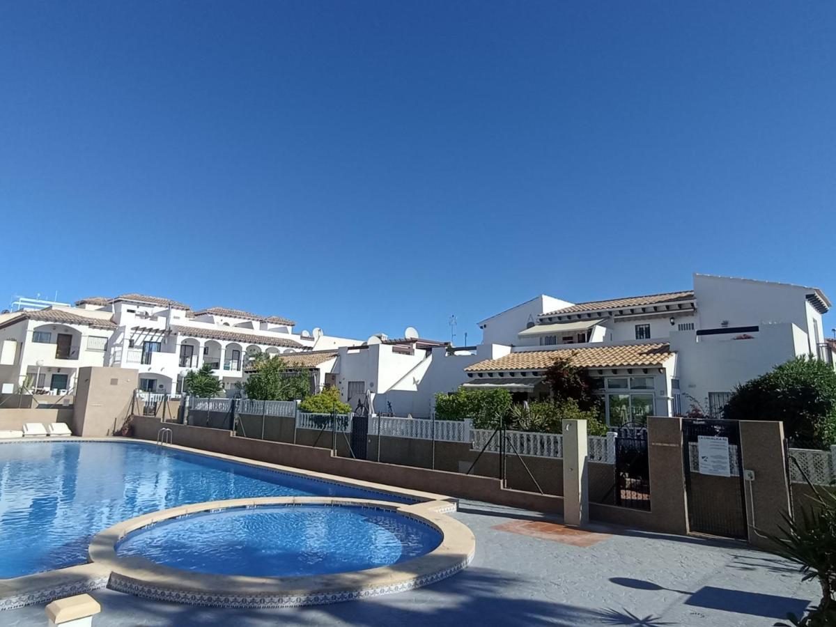 Spectacular Apartment In Punta Prima Alicante Esterno foto