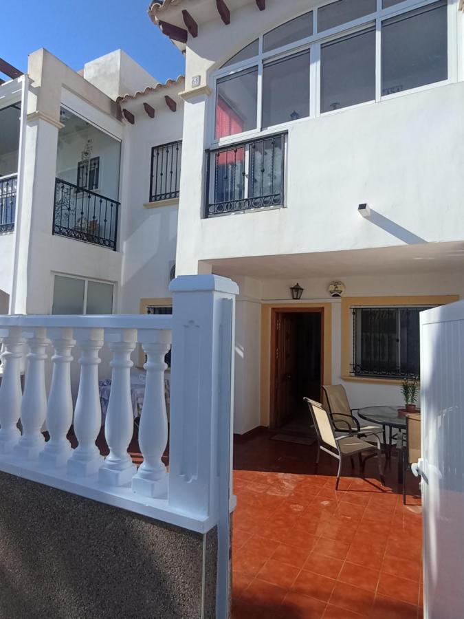 Spectacular Apartment In Punta Prima Alicante Esterno foto