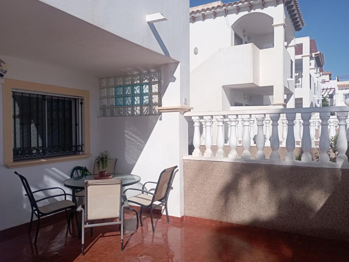 Spectacular Apartment In Punta Prima Alicante Esterno foto